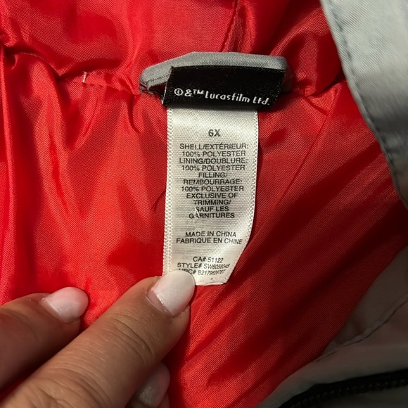 Star Wars Gray and Black Puffer winter Jacket, size 6x - Picture 3 of 10